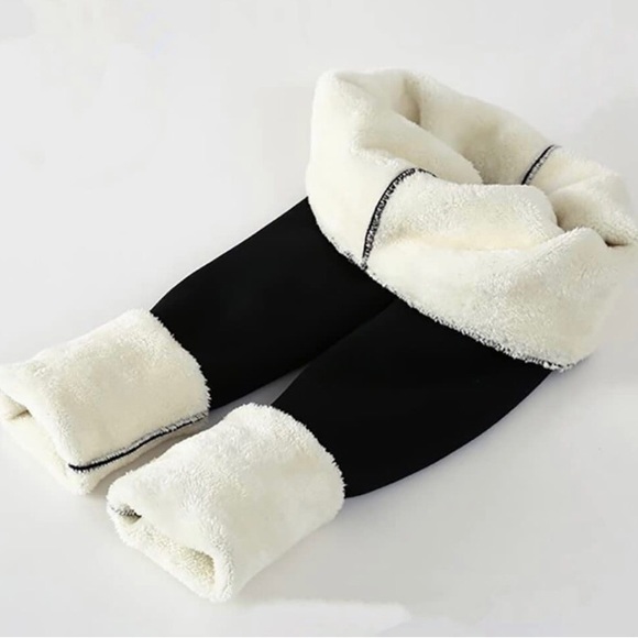 Soft clouds fleece leggings - Picture 2 of 3